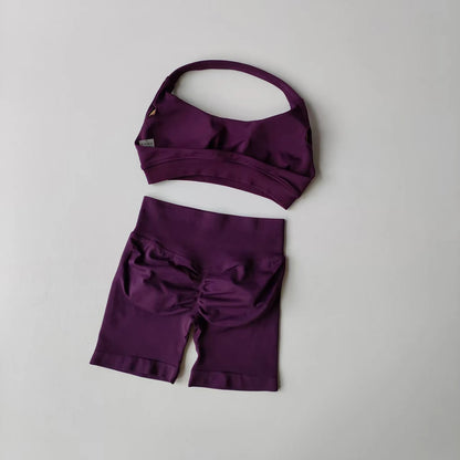 Women's Seamless Yoga Set – Halter Sports Bra & Matching Shorts
