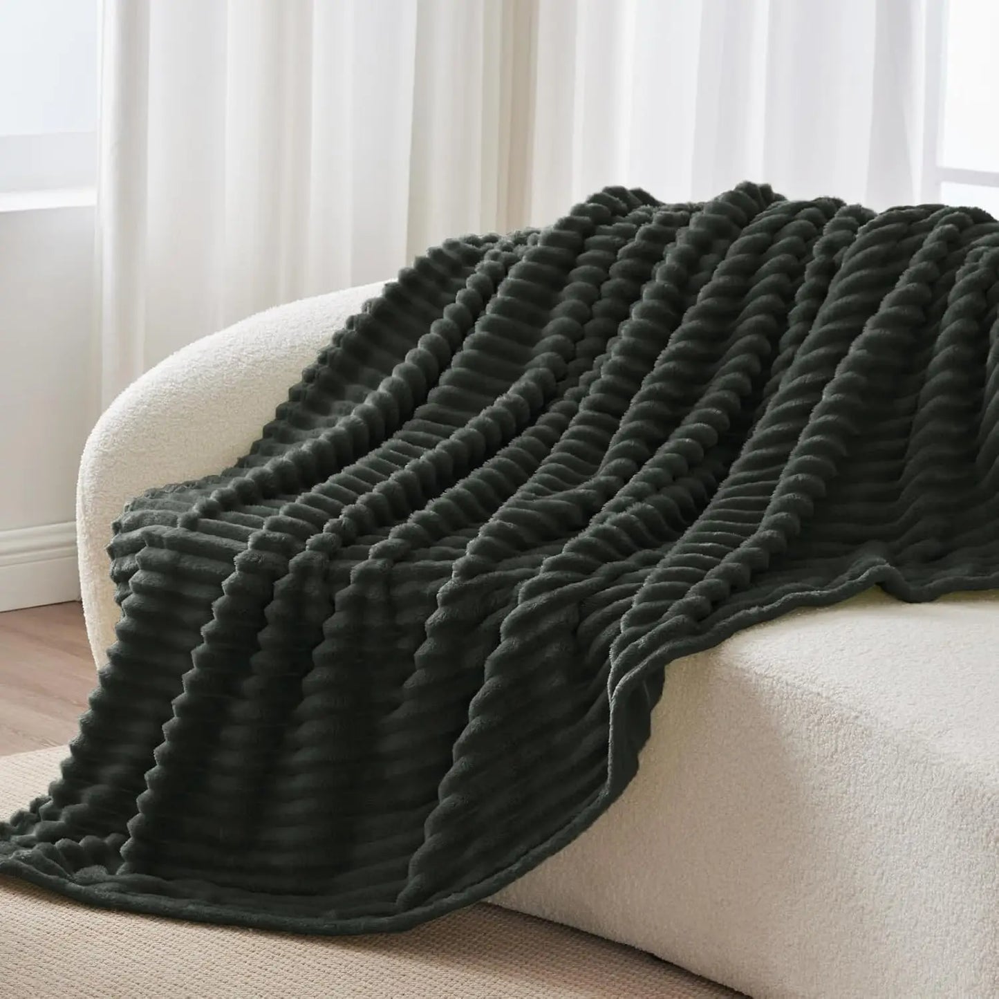 Fluffy Bubble Fleece Throw Blanket – Soft, Warm & Decorative, 4 Colors
