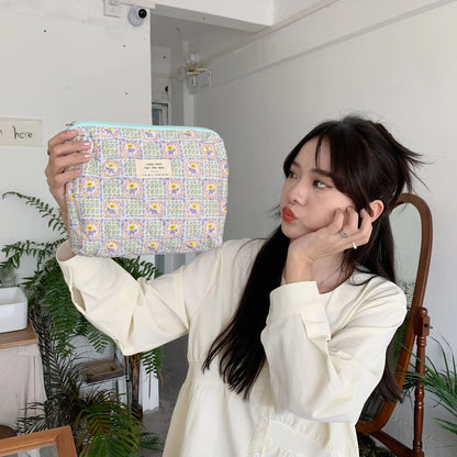 Cartoon Print Quilted Baby Diaper Bag – Zipper Handbag for Travel