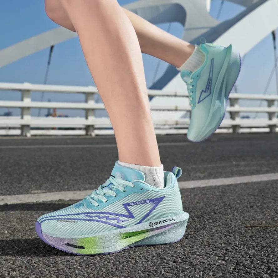 Carbon Plate Marathon Running Shoes – Lightweight & Breathable