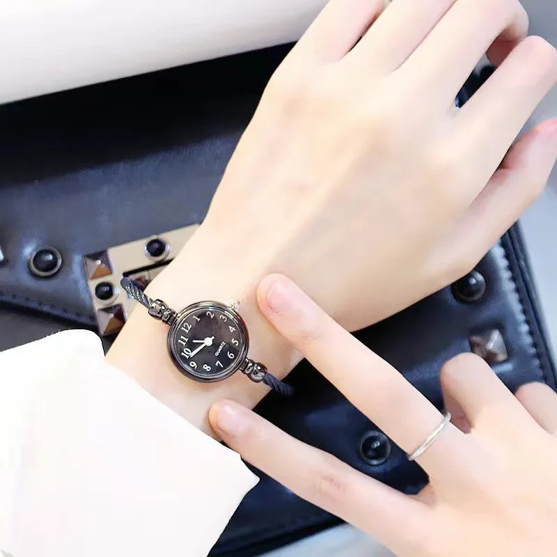 Women's Bangle Bracelet Watch – Retro Luxury Quartz