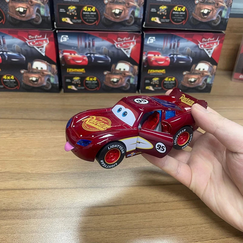 Disney Pixar Cars Lightning McQueen Diecast Pull Back Toy with Lights