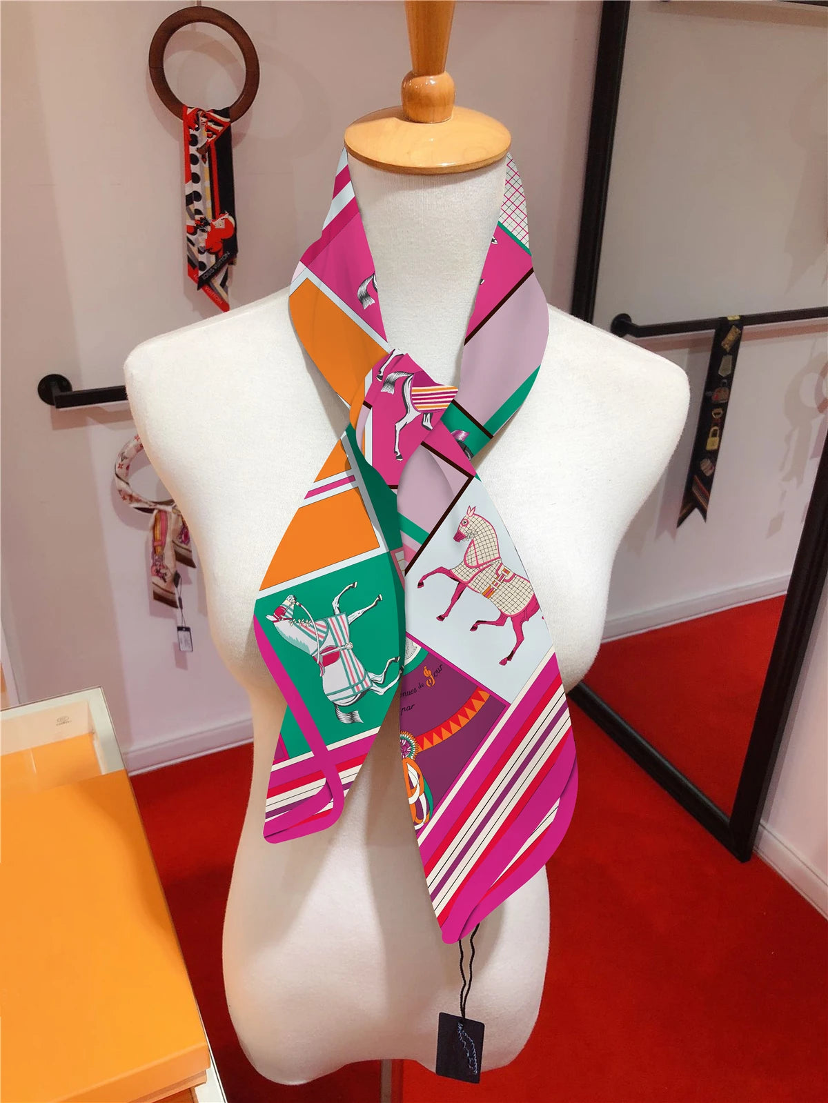 Women's Luxury Silk Square Scarf – 90cm Twill Print Bandana Shawl