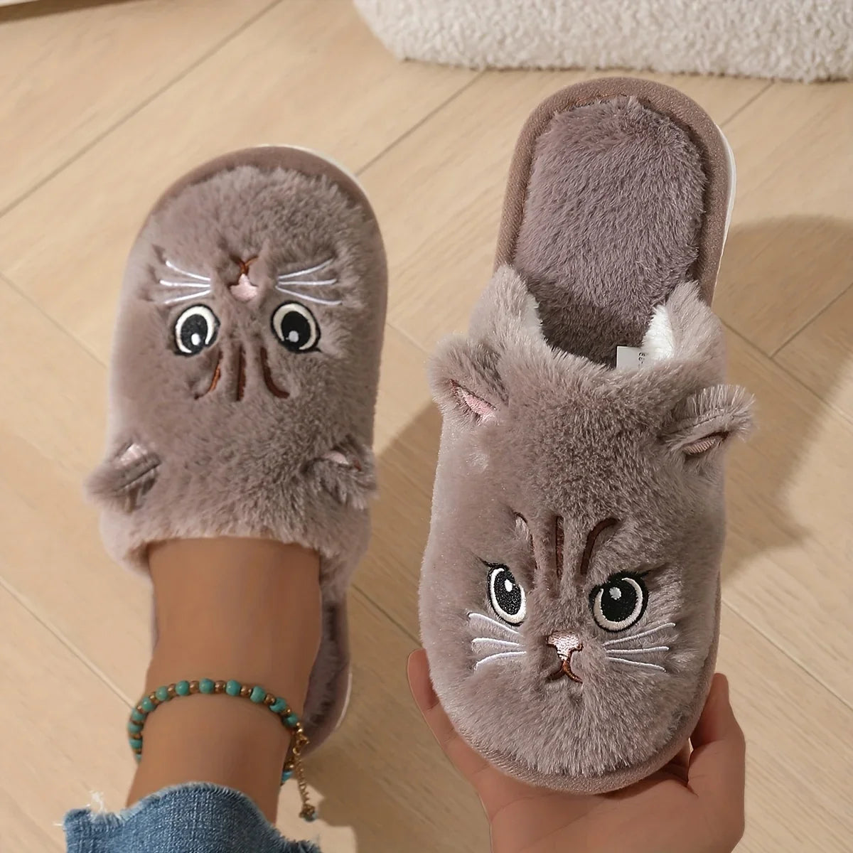 Women's Plush Cat Slippers – Cozy Non-Slip Indoor House Shoes