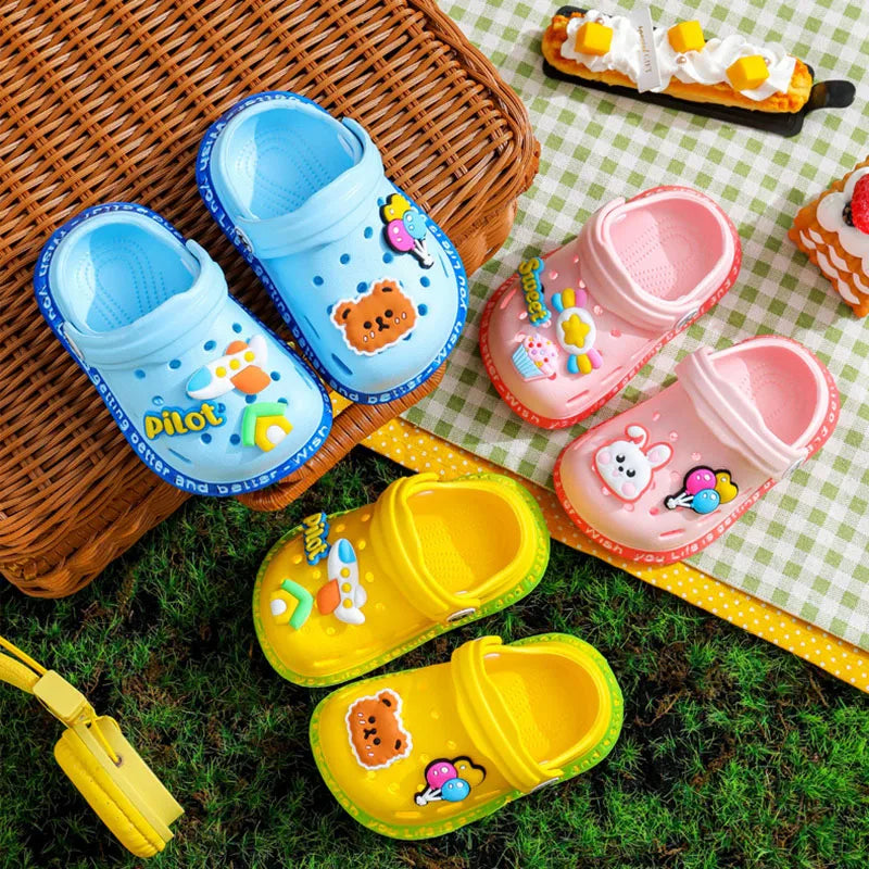 Kids Cartoon Clog Sandals – Cute Bear & Balloon Design