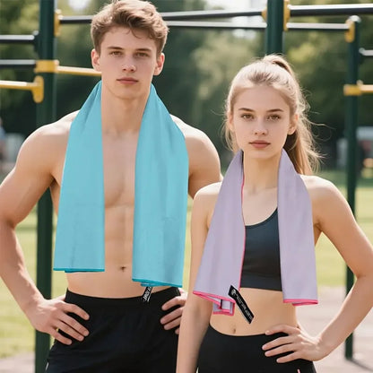 Microfiber Sports Towel with Mesh Bag – Quick Dry, Sand Free